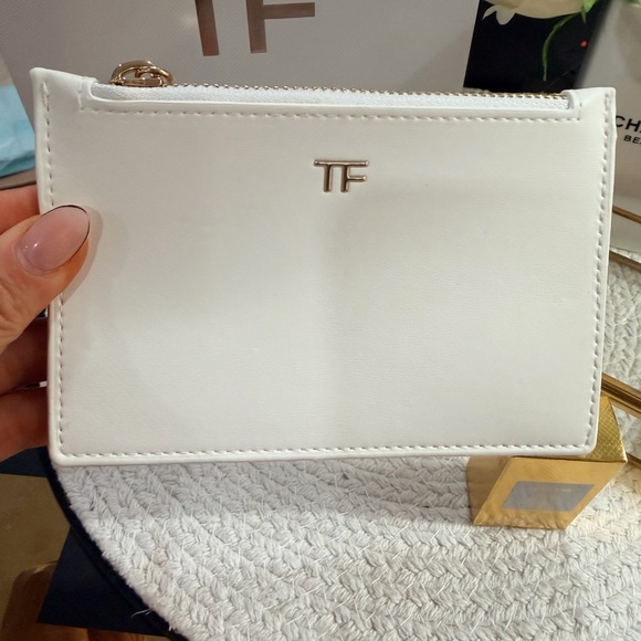 Tom Ford Beauty Faux Leather Pouch Ivory, NIB + Soleil Blanc EDP 7.5ml dapper - Picture 2 of 8